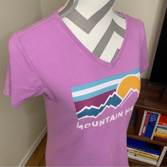 Life is Good Small Pink Mountain Mama V-neck Graphic Tee 100% Cotton Crusher Tee - Picture 3 of 14